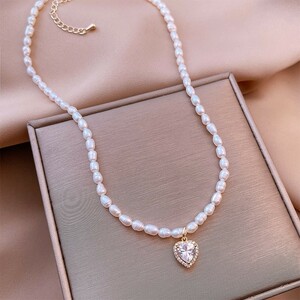 真珠のネックレス 真珠のアクセサリ 本真珠 パール ネックレス 披露宴結婚式 パーティー 本物 高品質 天然 シルバートーン 美品 TR38