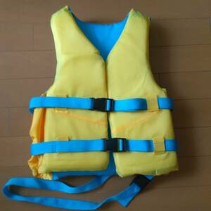 【送料無料】ライフジャケット　子供用　男の子　水色　水遊び　浮き輪　海水浴　キッズライフジャケット