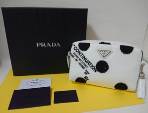 PRADA プラダ　伊勢丹限定　ポーチ