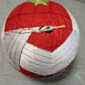  鶴と亀 約11cm 手鞠 手毬：和風・レトロ・飾り物・和柄・刺繍・手作り縁起物