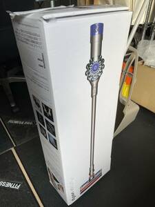 美品中古品 正規日本製 ダイソン Dyson V6 Fluffy＋ SV09MHCOM SV09 MH COM 元箱 付属品未使用品