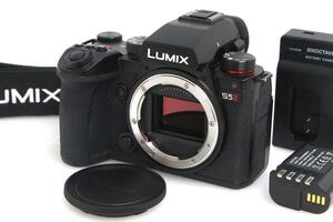 美品｜パナソニック LUMIX DC-S5M2 ボディ CA01-A7607-2S3 Panasonic フルサイズ ミラーレス 手ブレ補正 ライカLマウント