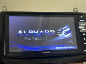 アルパイン ALPINE 700W メモリーナビ　地図データ7インチ　BLUETOOTH TV DVD SD