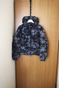 【美品】SANGLIER ダウンジャケット サイズ0 花柄 国内正規品 モンクレール MONCLER