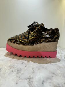 【STELLA McCARTNEY】ELYSE MIRROR OLD GOLD