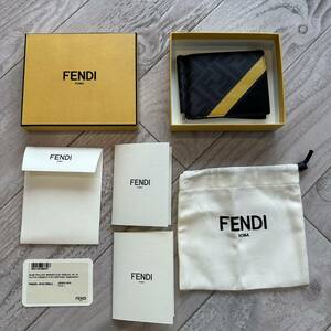 FENDI　マネークリップ 財布 黄色　フェンディ　二つ折り　ギャランティカード　箱付　FFロゴ