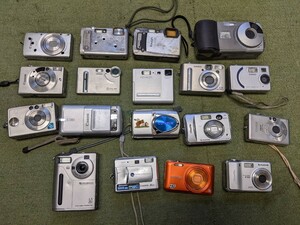 C989 コンパクトデジタルカメラ Canon/CASIO/FUJIFILM/OLYMPUS/MINOLTA まとめ 18台 動作未確認 現状品 JUNK