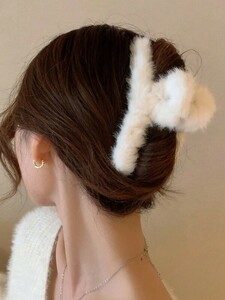 レディース アクセサリー ヘアアクセサリー ヘアクリップ カニ玉 プラッシュ 2点セット 冬アクセサリー