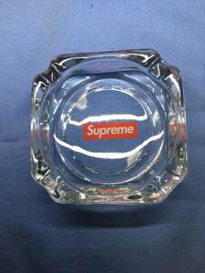 シュプリーム ボックスロゴ灰皿 ガラス製 Supreme Box　ボックスロゴジッポーも同時出品中 Zippo