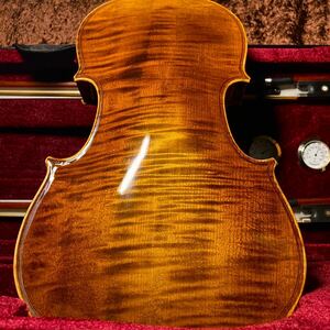 単板トラ目フレイムメイプルバック　工房製ハンドメイドバイオリン　4/4サイズ　特級美杢フレイムメイプル材使用品　付属品多数