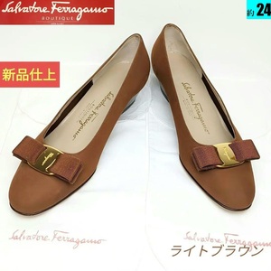 フェラガモFerragamo ヴァラパンプス7Bライトブラウン　ピカピカ新品仕上