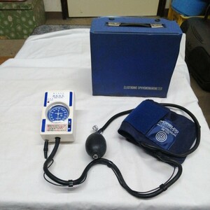 電子血圧計 検査 健康管理 健康用品 健康器具 高血圧 血管音 電池式 アンティーク 
