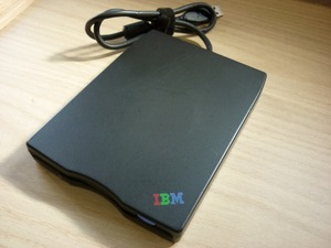 IBM External USB Floppy Disk Drive フロッピーディスクドライブ 05K9283 3モード