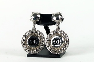 【美品】CHANEL シャネル スイング ココマーク ピアス 07P刻印 ブランドアクセサリー【JA35】