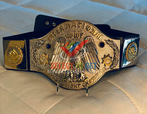 海外 送料込み 　高品質　WWFインターナショナルヘビー　プロレス　レスリング　チャンピオンベルト　 　レプリカ　