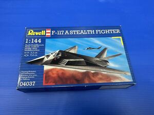 プラモデル F-117A ステルスファイター 1/144スケール　Revell/未組立品/STEALTH FIGHTER/レベル