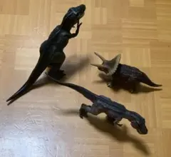 吠える恐竜3つセット　おもちゃ　子供　男の子　玩具