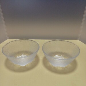 ●ガラス鉢　2個　16cm
