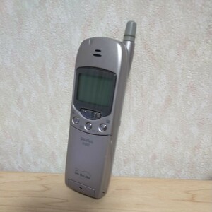 送料無料　docomo mova D207 Gentic Silver by MITSUBISHI　動作未確認ジャンク