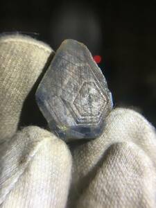P21 Sapphire 鉱物 ルース 原石 鋼玉 (49.15ct)