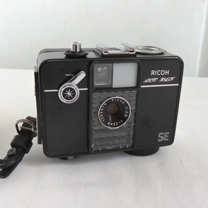 古いカメラ RICOH リコー AUTO HALF SE F:2.8 f=25mm ジャンク