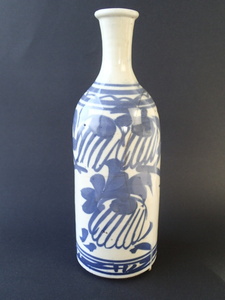 出石の三合徳利　ベロ藍　染付 牡丹　花柄　手描き　酒器　花瓶　飾り壺　古美術　JAPAN　⑤