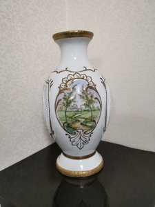  花瓶　ルーマニア製