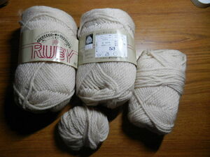 毛糸　RUBY　ルビー　毛100%　130g　英国羊毛65%