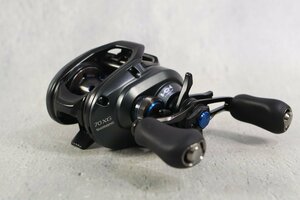 SHIMANO 70XG SLX リール ベイトリール シマノ 釣り具 釣具 T004