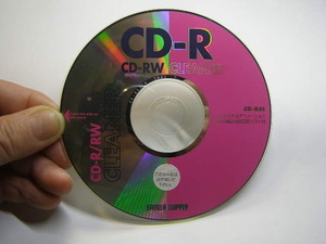 CD-R/CD-RW クリーナー ディスクのみ 中古品 再生面に薄キズ少有も再生に問題無 送188 ソフトケース付き