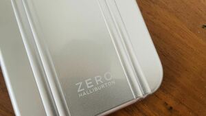 美品 ZERO HALLIBURTON iPhone 14 Proケース スマホカバー iPhoneケース iPhoneカバー スーツケース