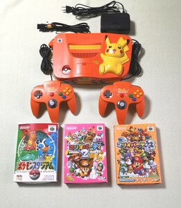 ピカチュウNINTENDO64 オレンジ&イエロー -コントローラー2個付／カセット付き-