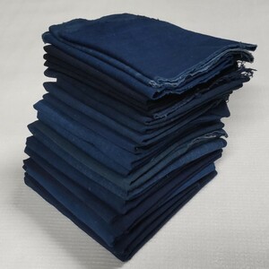 【時代布】藍染め 木綿 端切れ はぎれ 無地 約1kg 生地 古布 古裂 アンティーク リメイク素材 A-718