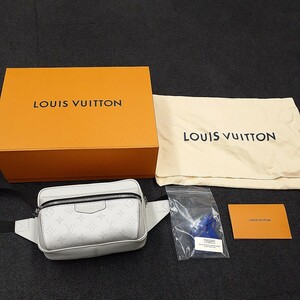 Louis Vuitton ルイヴィトン タイガラマ モノグラム バムバッグ FO2270 ホワイト系 ボディバッグ 箱 保存袋付き　エ