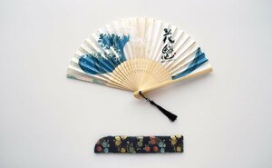 【花魁/Folding Fan】★扇子 6.5寸 ホワイト/ブラック（OSEN65-WB）★花魁JAPANオリジナルデザイン 専用外袋付