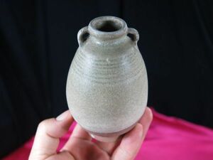 c 宋代白磁双耳瓶　宋時代　遺跡発掘品　中国　/　副葬品　墳墓　シルクロード　明器　埋蔵文化財　青磁