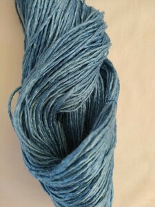 藍染糸　シルクストレート太糸　淡色　天然藍灰汁醗酵建て70g　