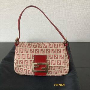 FENDI フェンディ ミニマンマバケット ズッキーノ レッド ズッカ柄