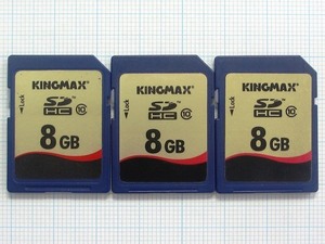 ★KINGMAX ＳＤＨＣ メモリーカード ８ＧＢ ３枚 中古★送料６３円～