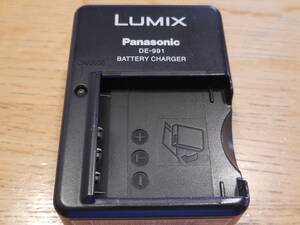 Panasonic パナソニック LUMIX 充電器 DE-991 中古品
