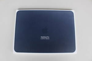 アップル Apple　MRQL2FE/A [13インチMacBook Air/MacBook Pro用レザースリーブ ミッドナイトブルー]　未開封　箱痛み品