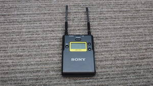 ▲こ 4-62 SONY ポータブルダイバーシティーチューナー URX-P03 ワイヤレスマイク 送信機 受信機 無線 通電確認済み 現状品