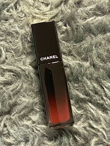 送料なし＊シャネル CHANEL ルージュ アリュール ラック / 87 ルージュ イレギュリエ