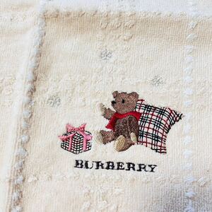 【激レア柄】新品/BURBERRY/タオルハンカチ/正規品/バーバリー/綿100%/未使用/即決/匿名発送/日本製/ノバチェック/テディベア/くま/クマ/雪