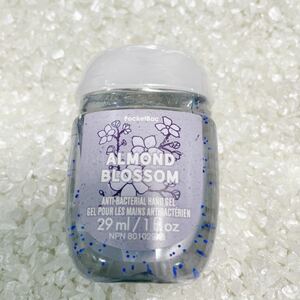 ★Bath＆Body Works ハンドジェル　ALMOND BLOSSOM 1本29ml