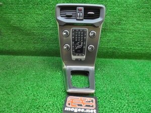 9FC1224 GF1)) ボルボ V40 DBA-MB4164T 2014年 純正 エアコンスイッチパネル エアコンルーバー付