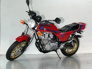 １/１２プラモデルHONDA 「DOHCカスタム」スーパーホークⅢ塗装済み完成品 ☆アオシマ 