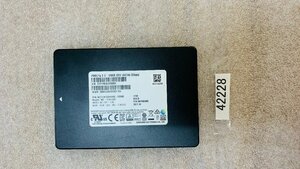 SSD128GB SATA 2.5 インチ SSD128GB 7MM SAMSUNG MZ-7LN128C 中古 使用時間20251時間