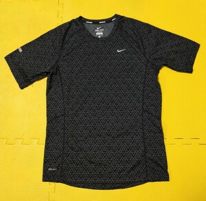 ナイキ NIKE DRI-FIT MILER マイラー ランニングシャツ ブラック 黒 Sサイズ