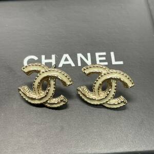 美品 CHANEL シャネル ピアス　A12A ココマーク 正規品 CH03A112